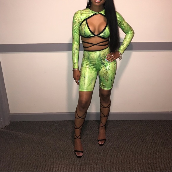 Three piece - Picture 2 of 2